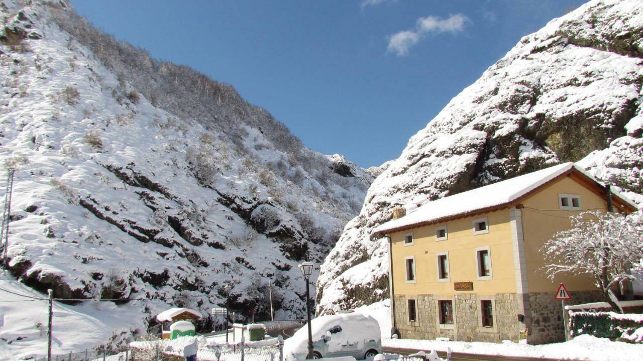 Albergue De Portilla Portilla de la Reina المظهر الخارجي الصورة